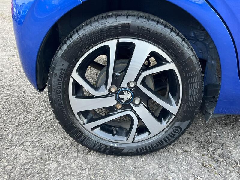 PEUGEOT 108