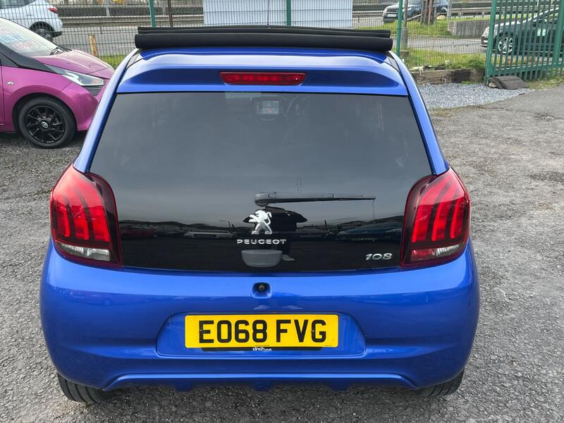 PEUGEOT 108