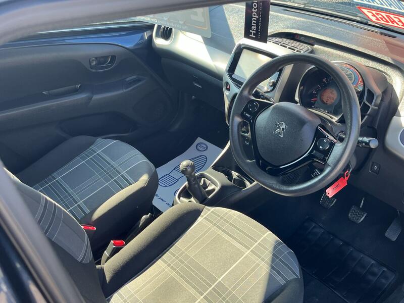 View PEUGEOT 108 1.0 Active