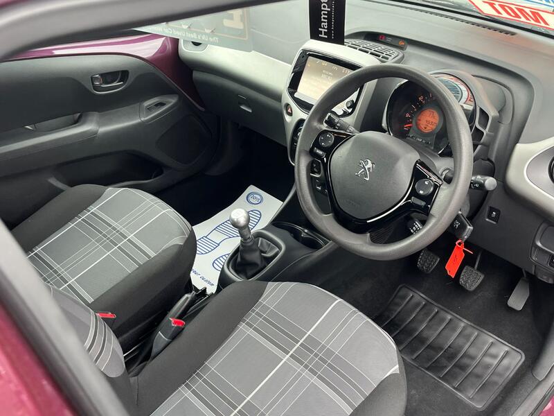 View PEUGEOT 108 1.0 Active