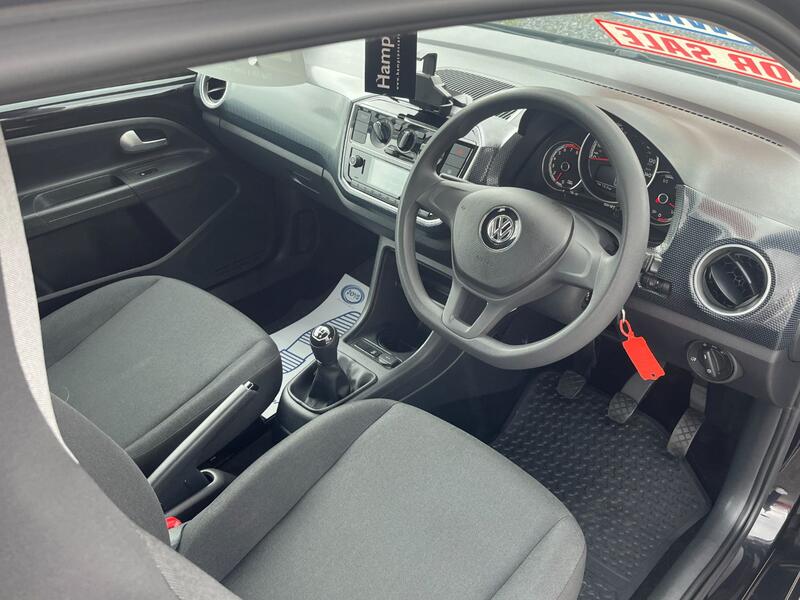 View VOLKSWAGEN UP 1.0 Move up!