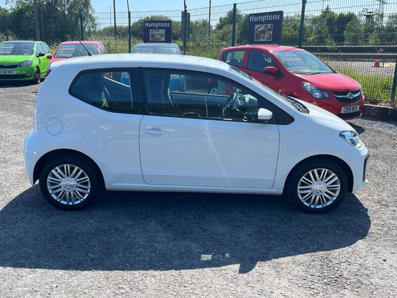 VOLKSWAGEN UP