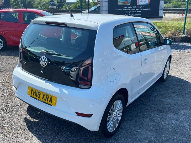 VOLKSWAGEN UP
