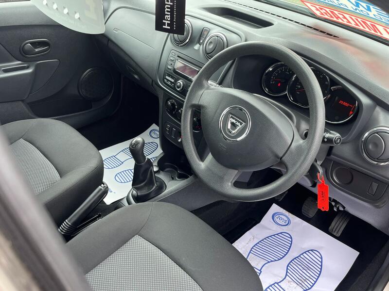 View DACIA SANDERO 1.2 Ambiance 1.2 16V 75