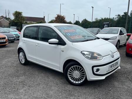 VOLKSWAGEN UP 1.0 High up!