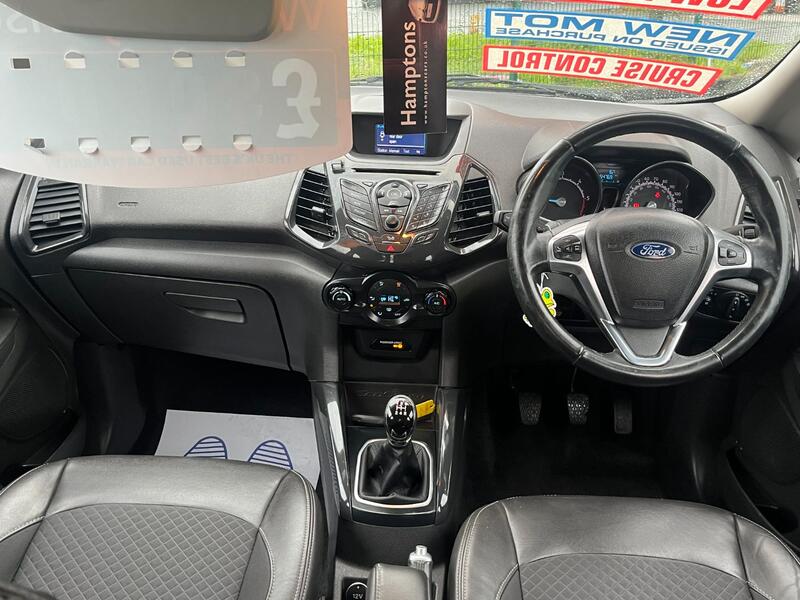 View FORD ECOSPORT 1.5 TDCi Titanium