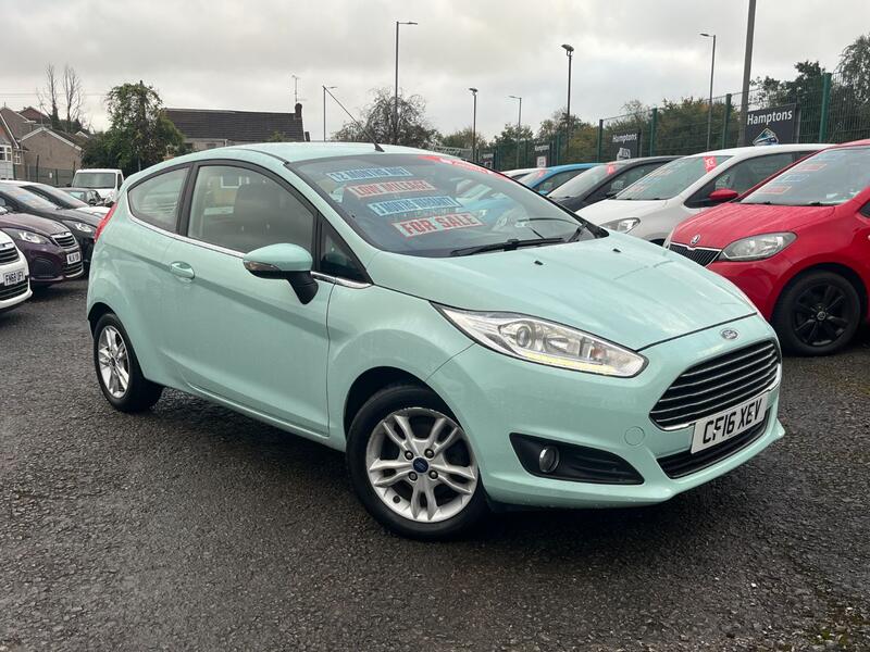View FORD FIESTA 1.3 Zetec