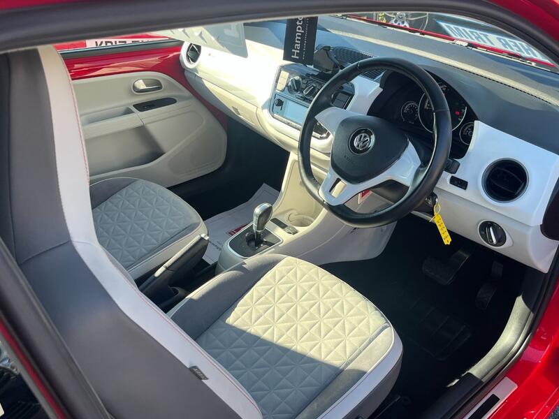 View VOLKSWAGEN UP 1.0 up! beats